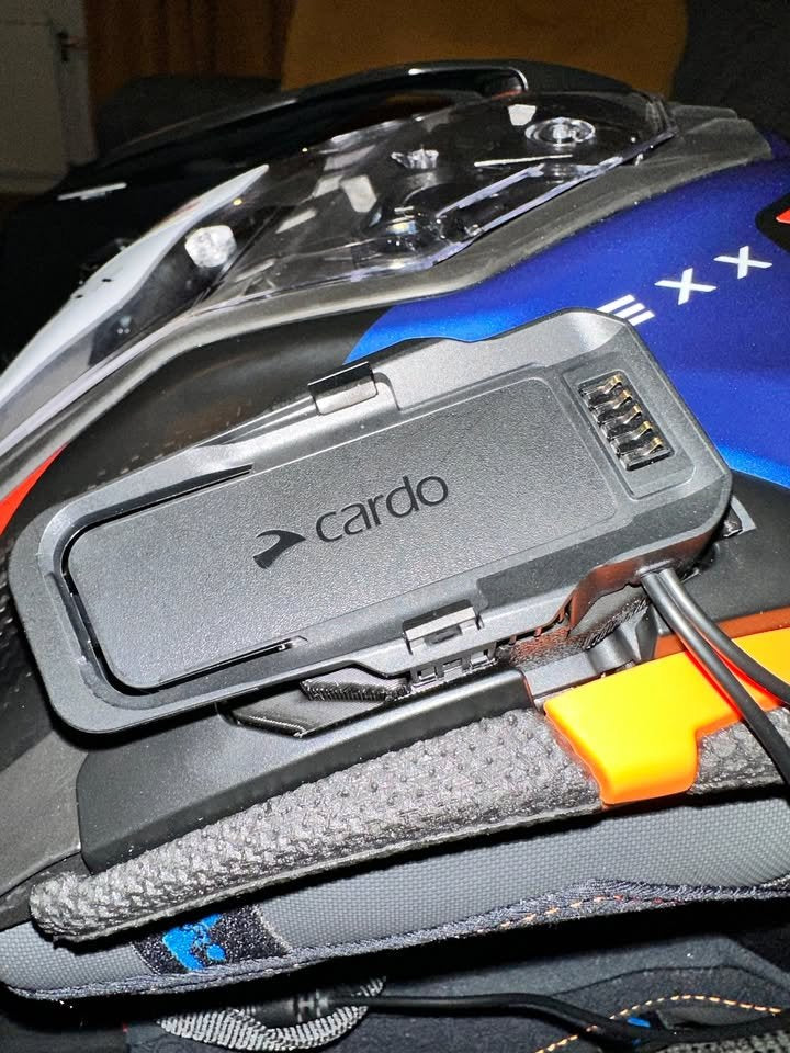 Adapter för montering av Cardo Edge på Nexx hjälmar